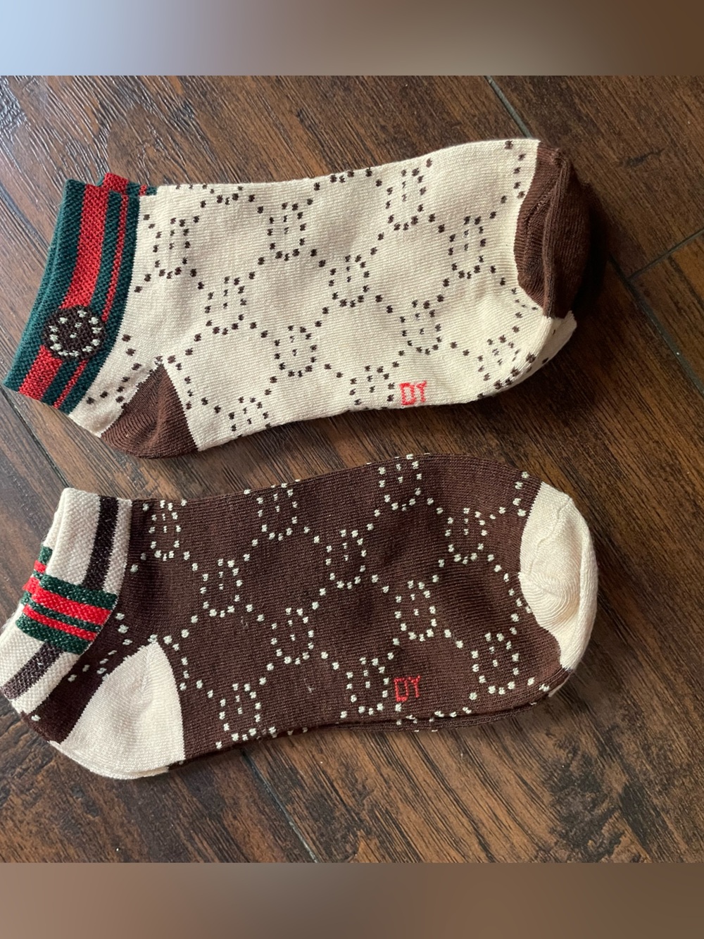 Gucci Brown & Cream Low-Cut Logo Pattern Athletic Socks bundle